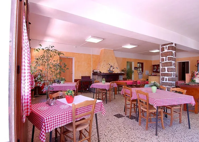 I Delfini 3* 提乌克西亚